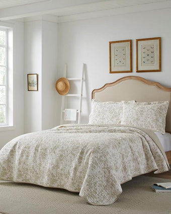 Amberley Biscuit Quilt Set - Laura Ashley