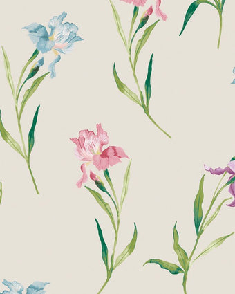 Hawling Irises Soft Natural Wallpaper