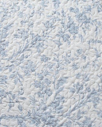 Amberley Bright Blue Reversible Quilt Bonus Set close up view of print on quilt