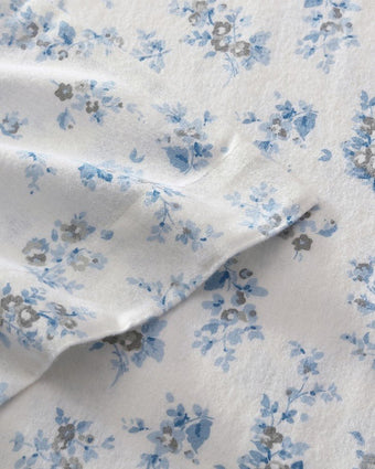 Audrey Grey Cotton Flannel Sheet Set view of hem on flat sheet