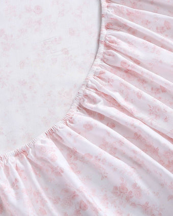 Bella Pink Cotton Sateen Sheet Set - View of elastic corner