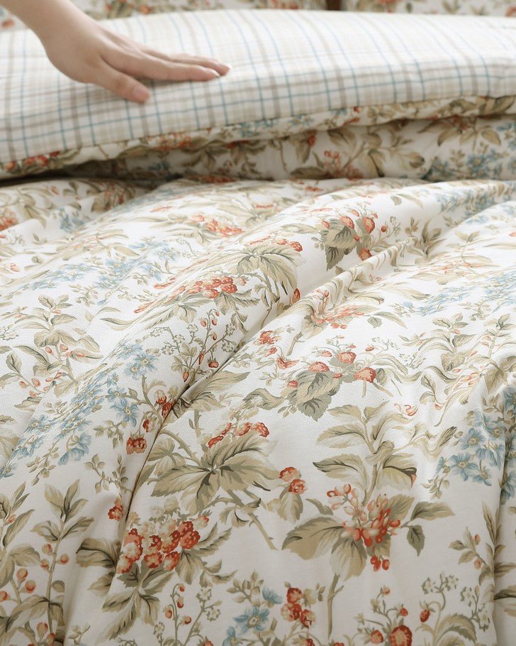 Laura Ashley Bramble Floral Reversible Twin Comforter