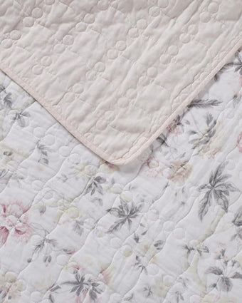 Breezy Floral Quilt - Laura Ashley