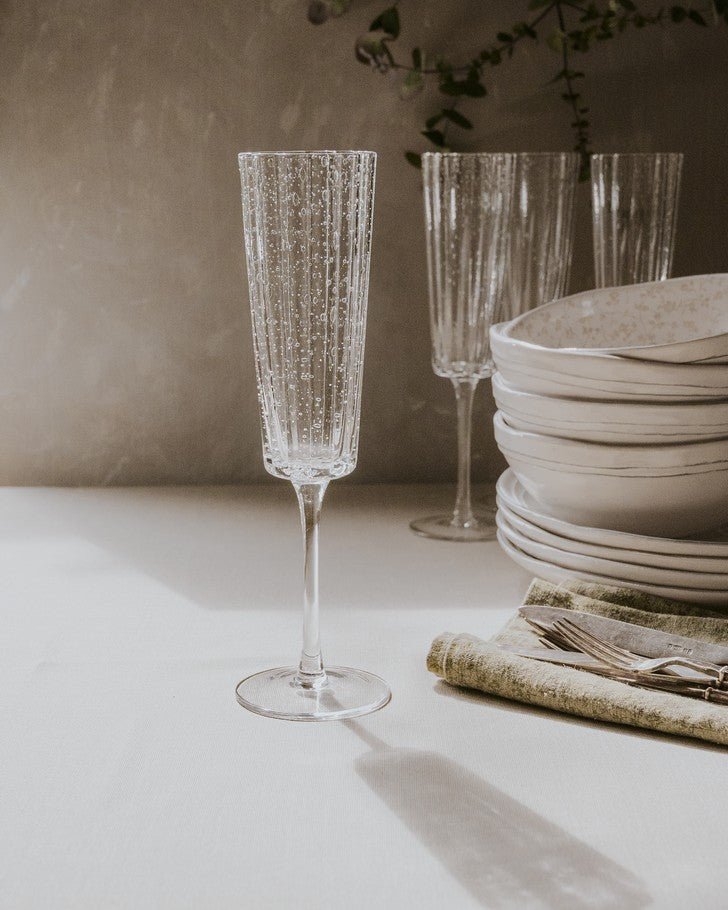 https://www.lauraashleyusa.com/cdn/shop/products/clear-set-of-4-champagne-glass-set-196270.jpg?v=1689098813