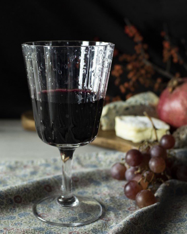 https://www.lauraashleyusa.com/cdn/shop/products/clear-set-of-4-red-wine-glass-set-293794.jpg?v=1689098812
