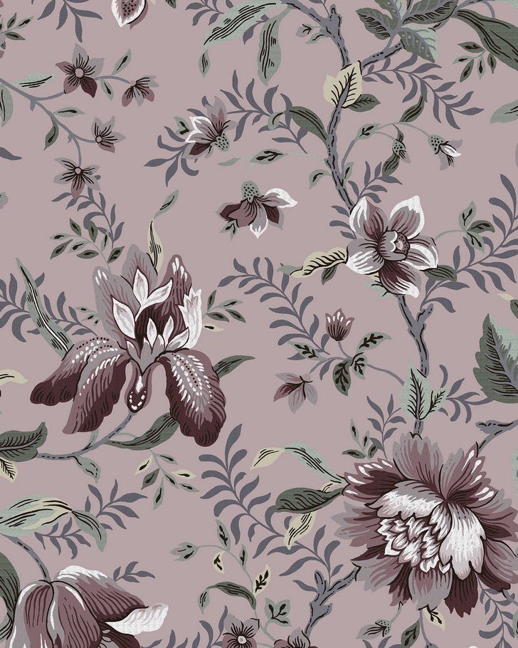 Edita’s Garden Pale Blackberry Wallpaper close up view of wallpaper
