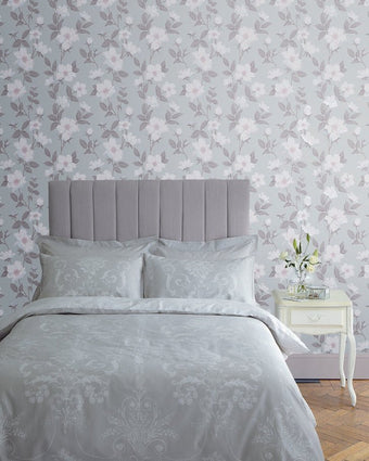 Fleurir Sugared Violet Wallpaper