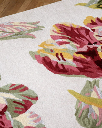 Gosford Cranberry Rug Closeup view of rug