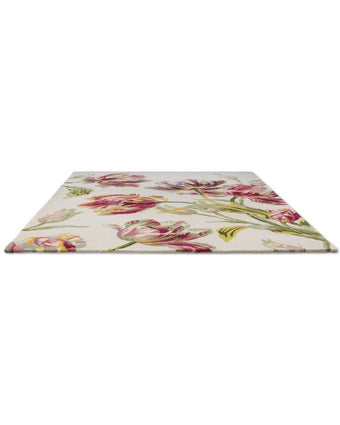 Gosford Cranberry Rug Front view of rug