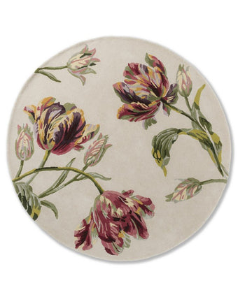 Gosford Cranberry Rug Overview of round rug