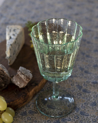 Green Set of 4 White Wine Glass Set close-up view of wine glass