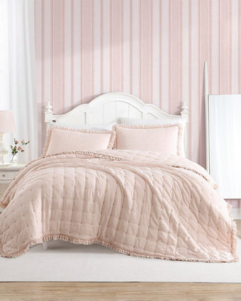 Hailee Pink Microfiber Quilt Set Front view of quilt set