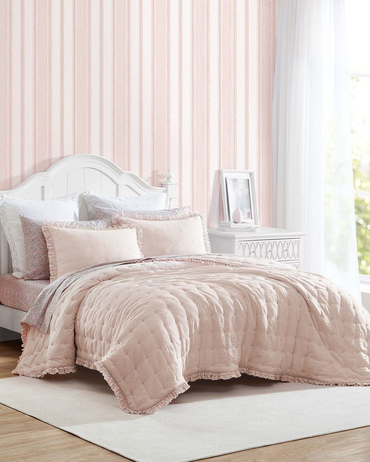 Hailee Pink Microfiber Quilt Set