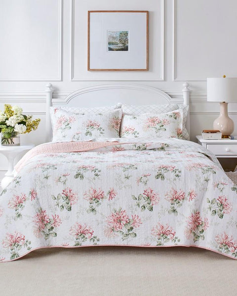 Honeysuckle Pink Quilt Set