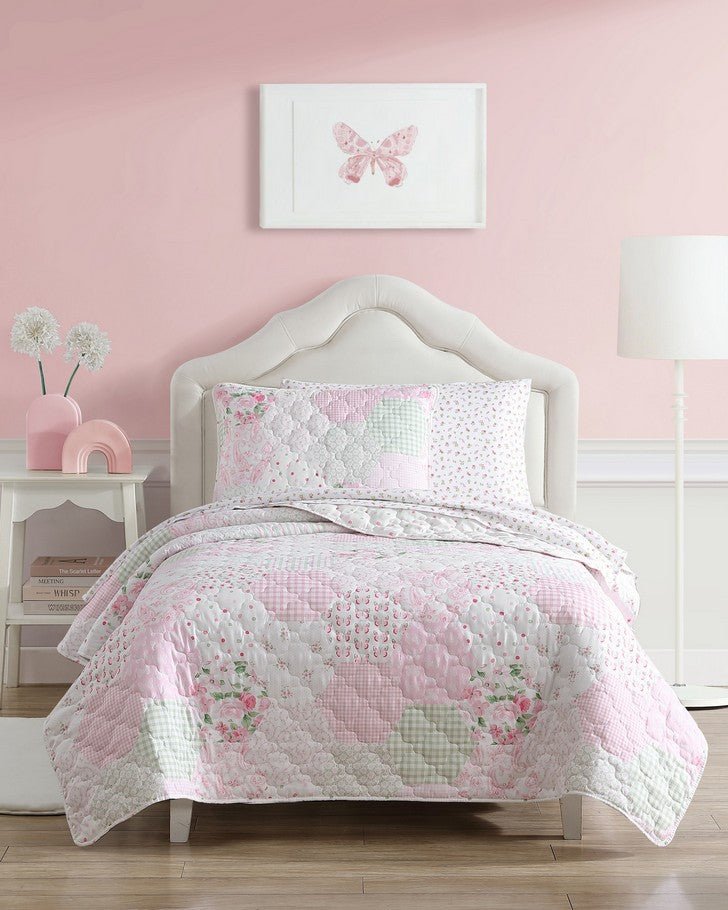 Kids Ellyn Pink Microfiber Reversible Quilt Set