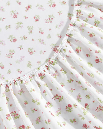 Kids Mae Pink Microfiber Sheet Set - View of elastic hem on fitted sheet