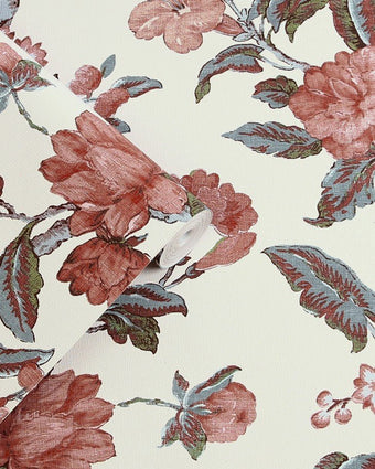 Minera Crimson Red Wallpaper - Close up view of wallpaper