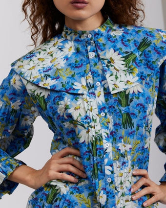 Mirfield Swansea Blouse close up view of front of blouse