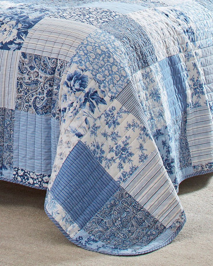 Paisley Patchwork Blue Quilt Set