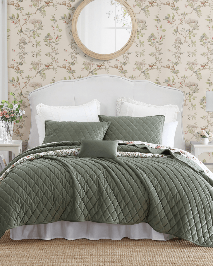 Green velvet comforter deals