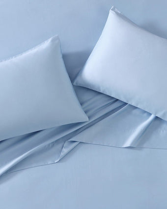 Solid Pastel Blue 800 Thread Count Sheet Set - Overhead view