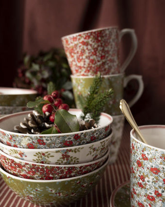  Stockbridge Set of 4 Mugs - View of mugs on table with bowls