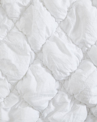 Susanna White Microfiber Quilt Set Close up view of quilt