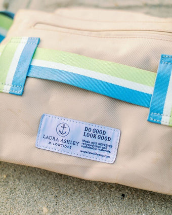 Water Resistant Multipurpose Beachpac - View of label on pac
